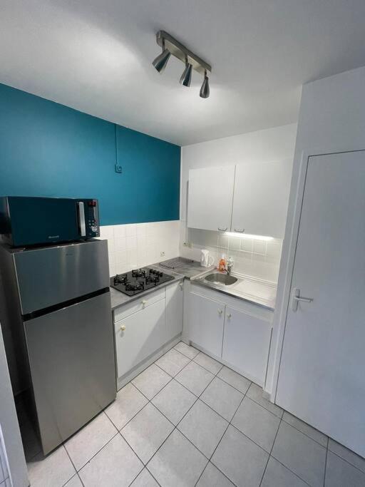 Maisonette Parking Prive Gratuit Doué-la-Fontaine Exterior foto